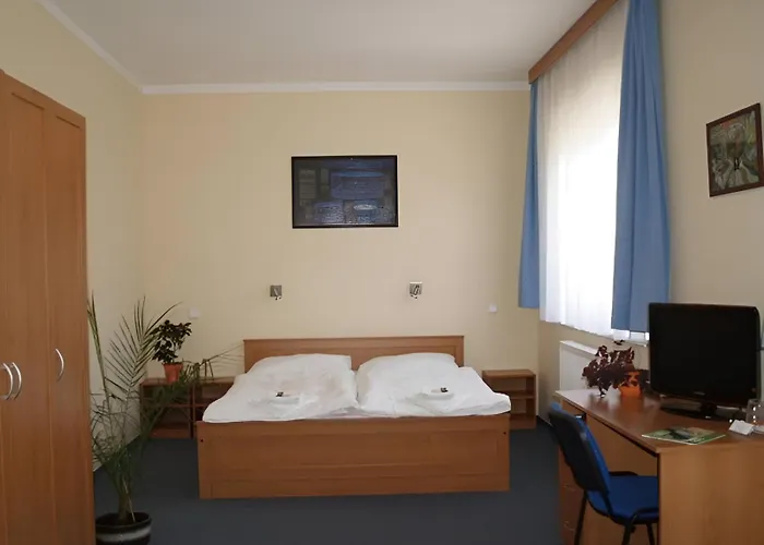 ホテル Parkhotel